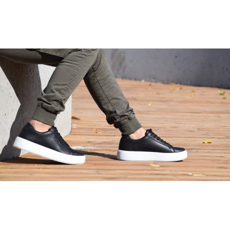Sneaker KAZ84