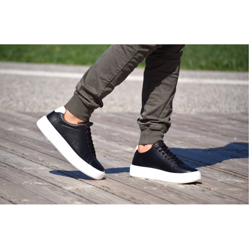 Sneaker KAZ85