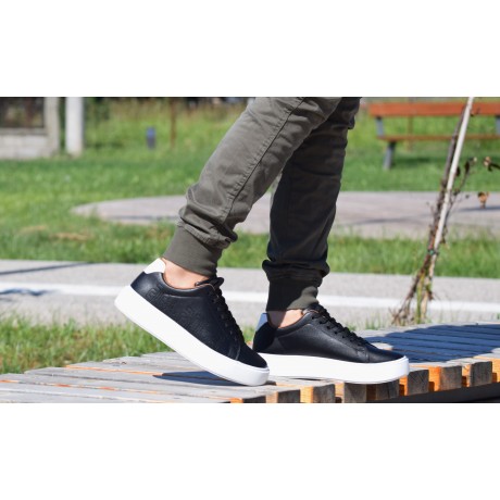 Sneaker KAZ85