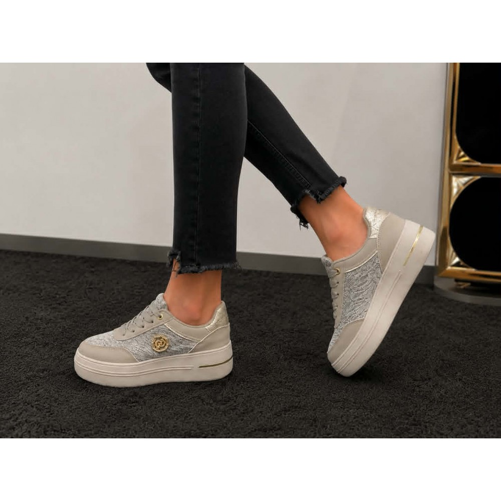 Sneaker-Platform FLO1