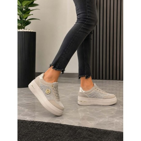 Sneaker-Platform FLO1