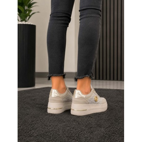 Sneaker-Platform FLO1
